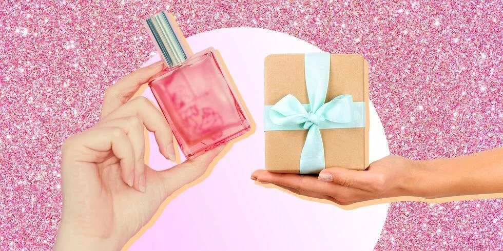 TOP 10 CHRISTMAS PERFUME GIFT IDEAS FOR HER